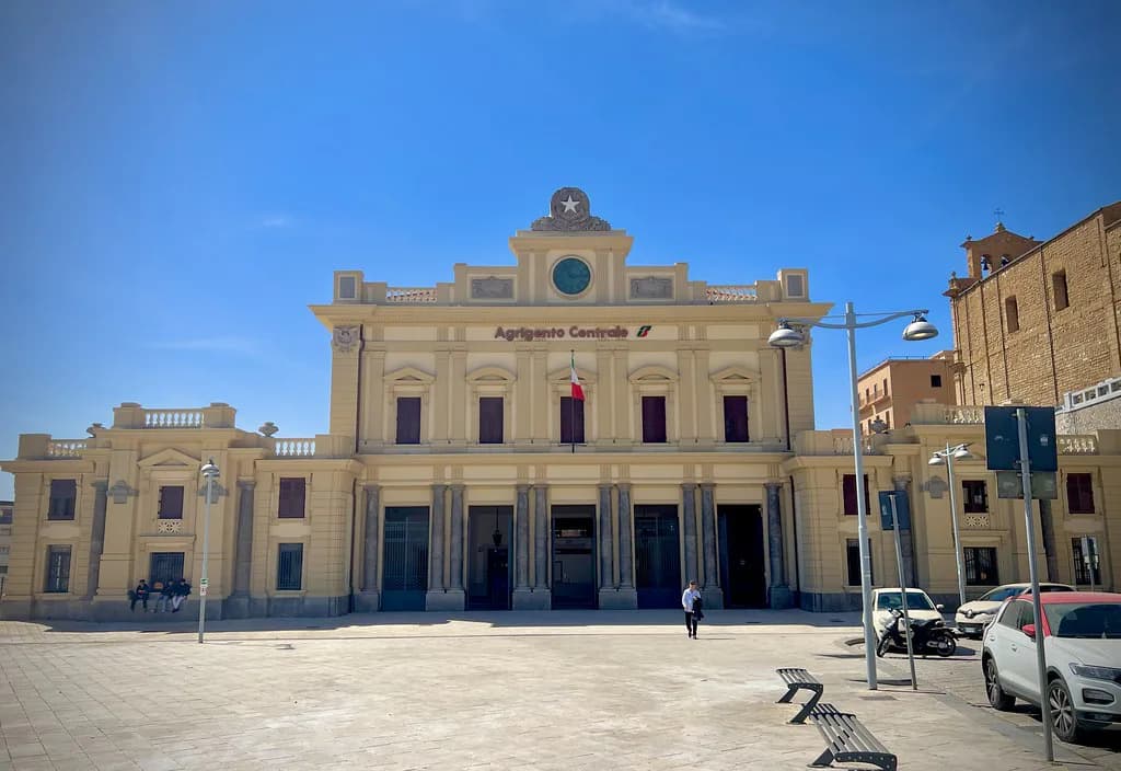 Getting Around Agrigento: Trains, Buses and Walking