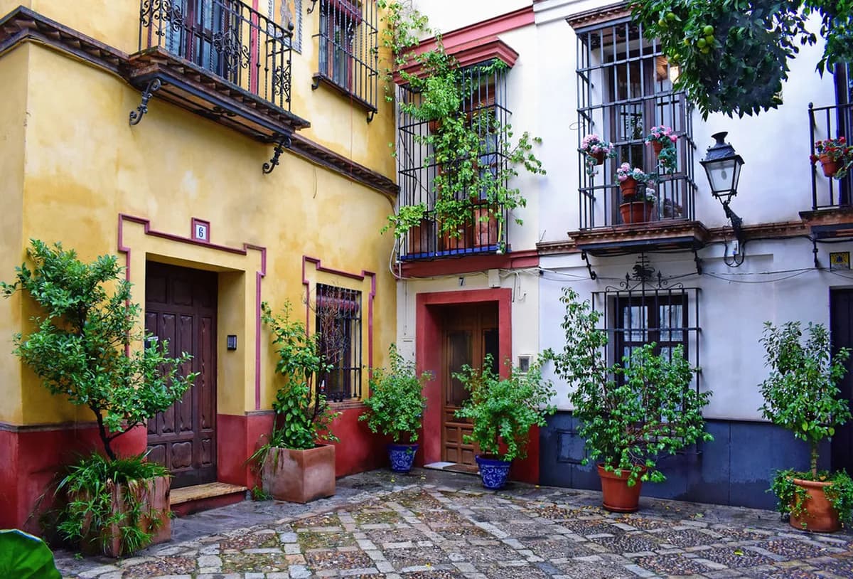 Barrio Santa Cruz Seville Travel Guide