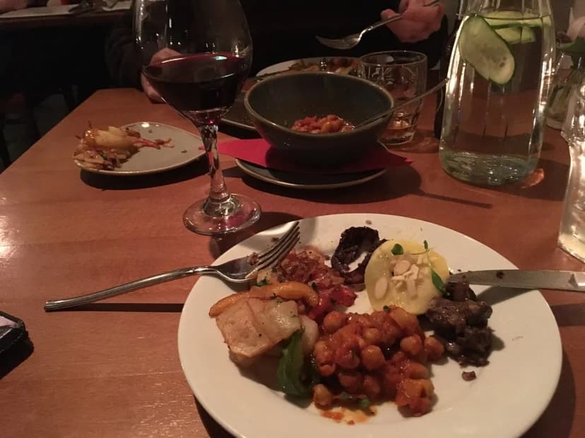 12 Best Restaurants in Edinburgh (2026)
