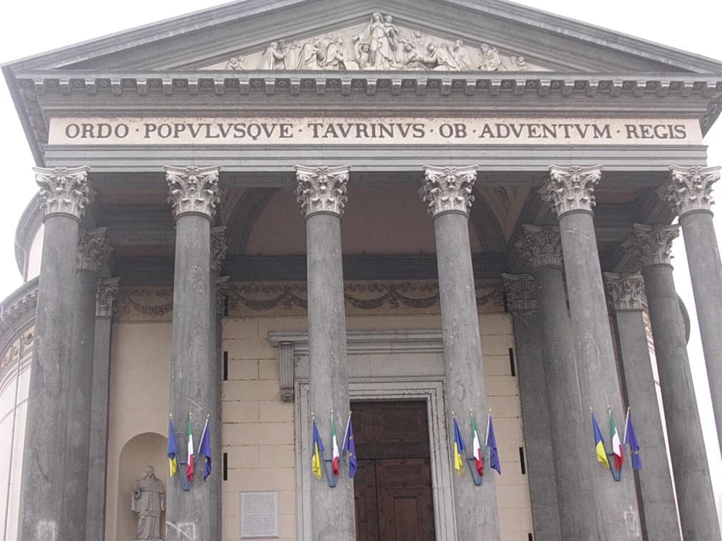 Borgo Po Turin Guide: Views, Walks, and Where to Stay in 2026
