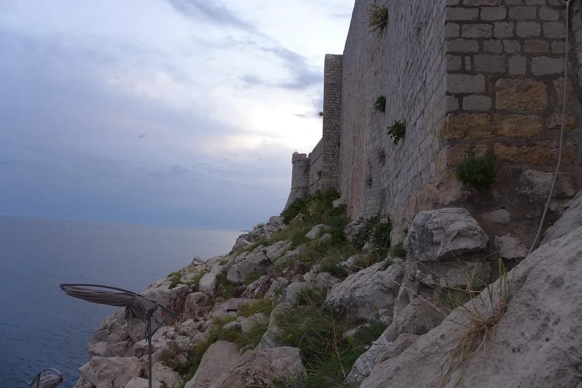 Buza Bar Dubrovnik: How to Find the Cliffside Hole in the Wall (2026 Guide)
