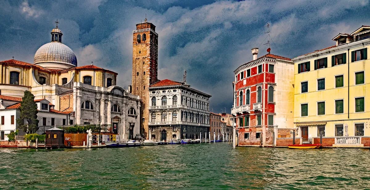 8 Essential Things to Know About Cannaregio Venice