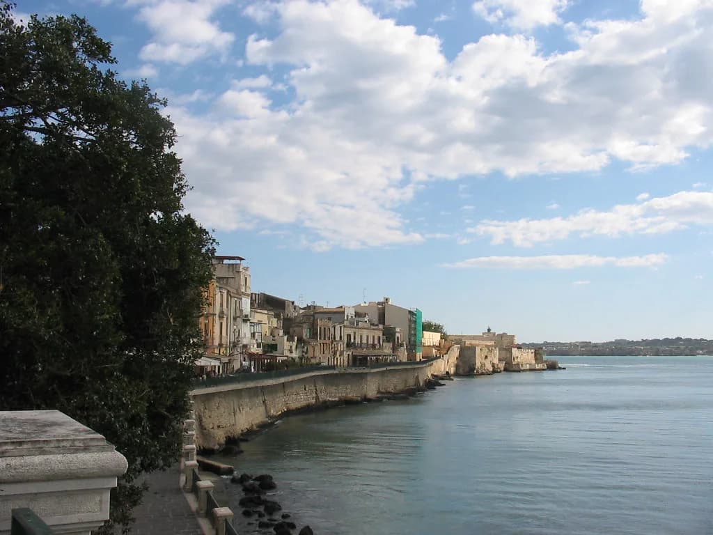 Catacombs of San Giovanni, Syracuse: Visitor Guide