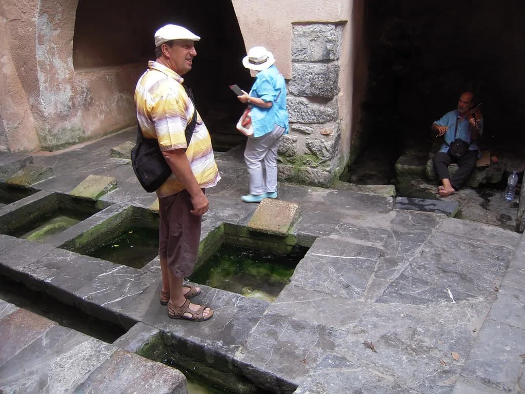 Lavatoio Medievale Cefalù: A Practical Guide to the Medieval Washhouse