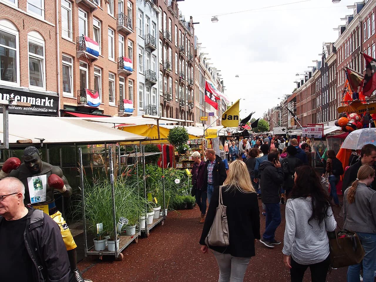 De Pijp Amsterdam: Walking Guide, Food & Where to Stay