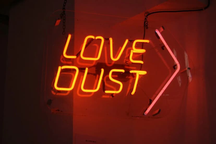 God's Own Junkyard Visitor Guide: The Ultimate Neon Experience
