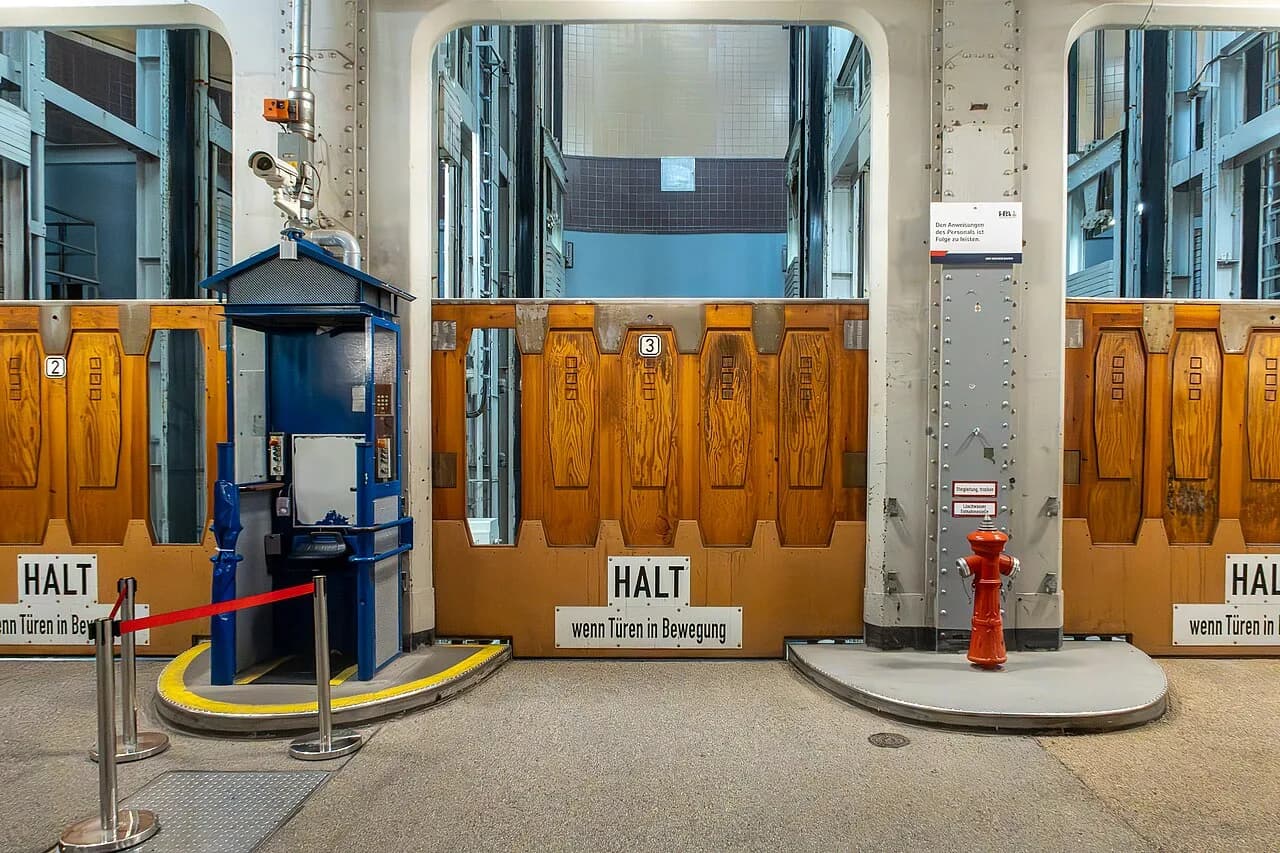 10 Hidden Gems in Hamburg Beyond the Reeperbahn (2026 Guide)