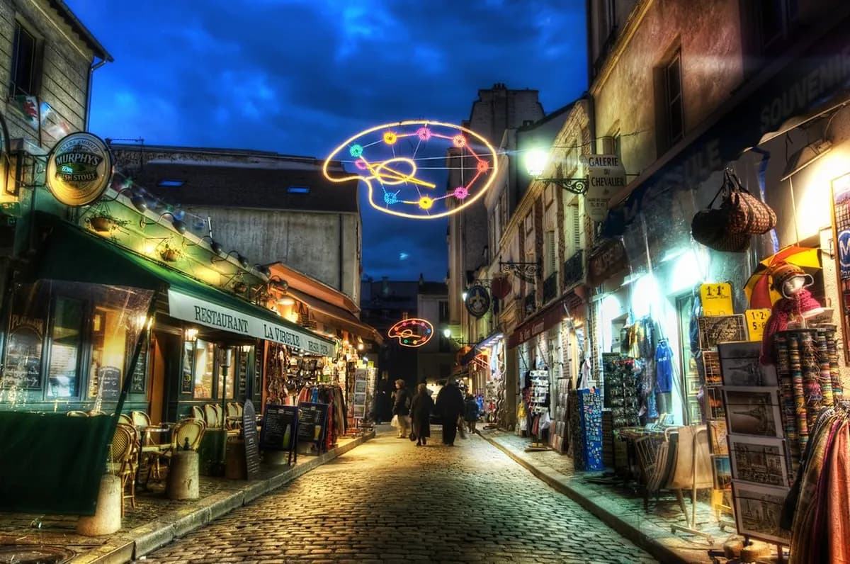 16 Hidden Gems and Insider Tips for Paris: The Ultimate Guide (2026)