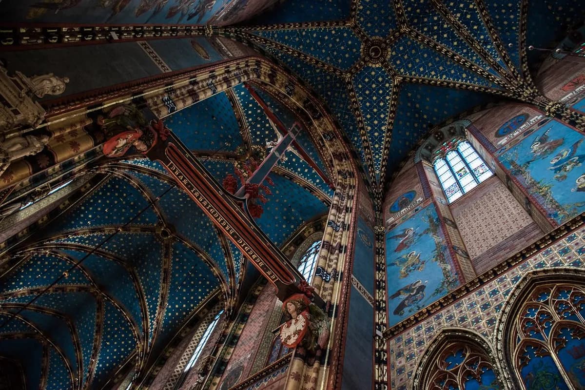 Krakow Neighborhoods Guide: Best Areas for 2026
