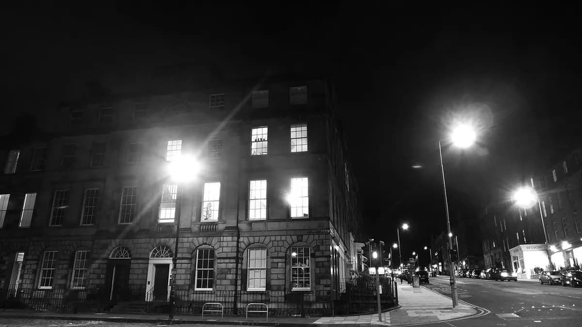 New Town Edinburgh Travel Guide