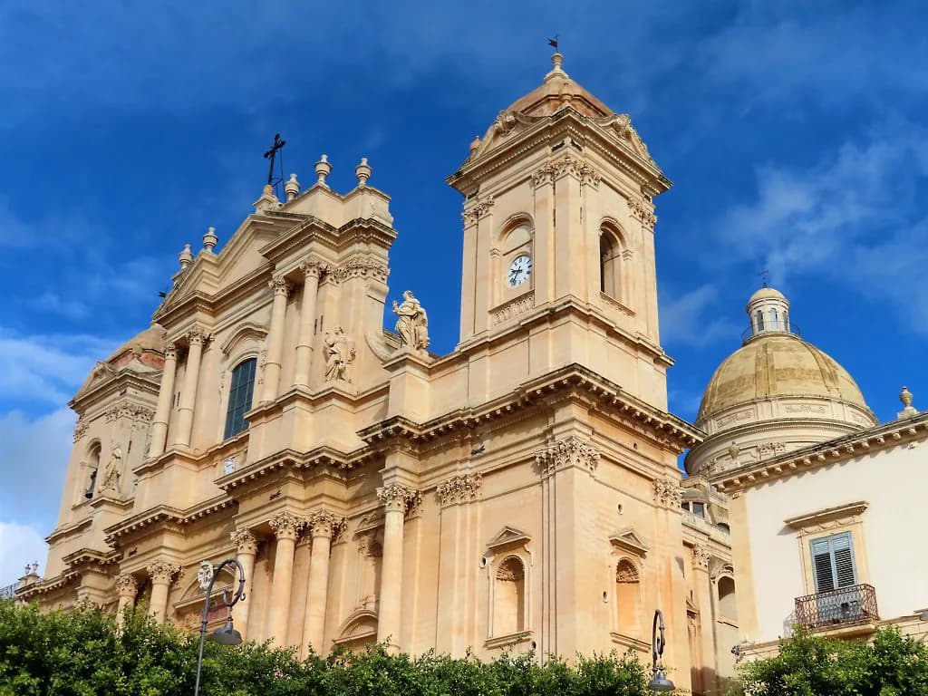 Noto Day Trips: Baroque Towns, Vendicari & Ortigia