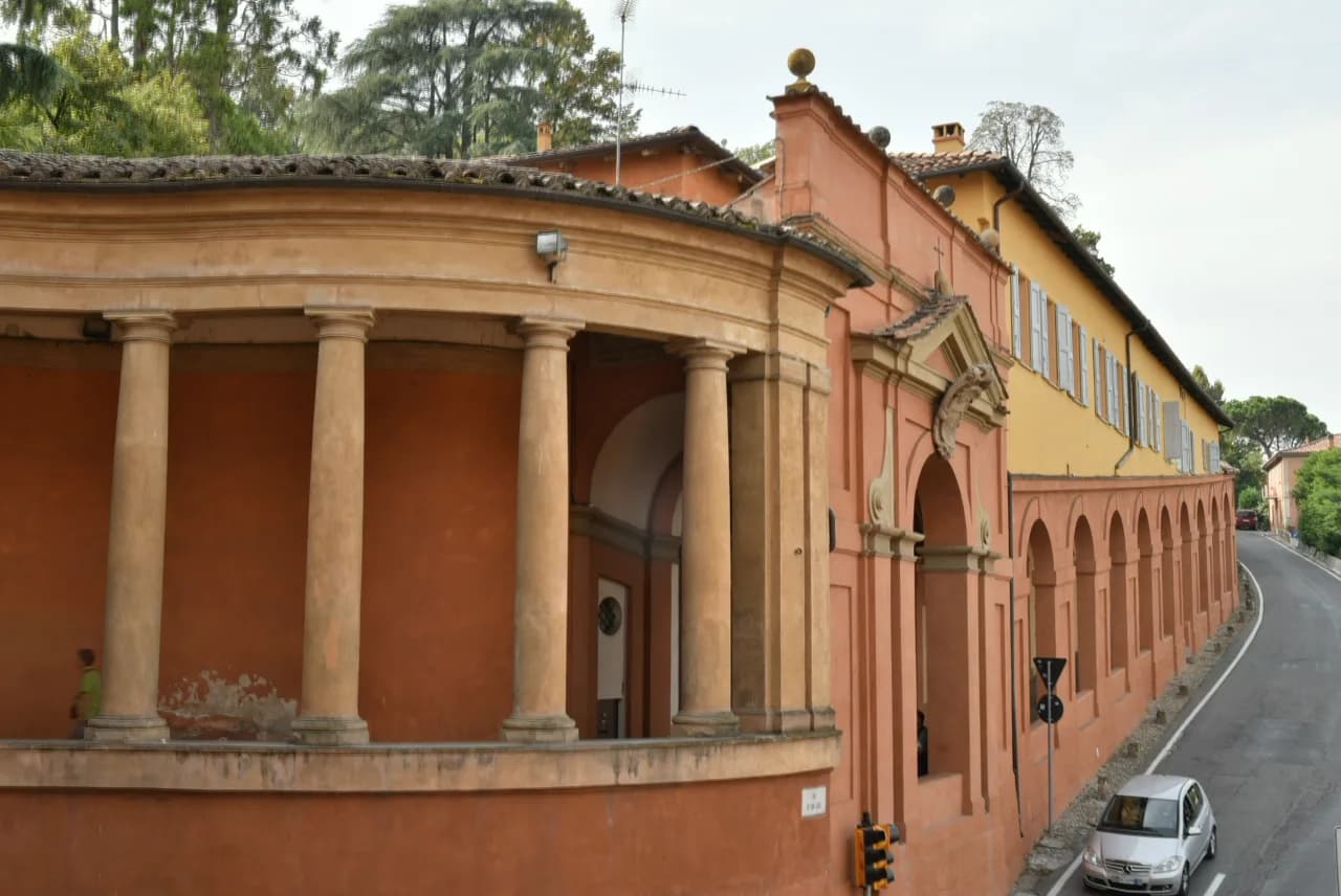 Off the Beaten Path in Bologna: A Guide Beyond the Piazza Maggiore Crowds