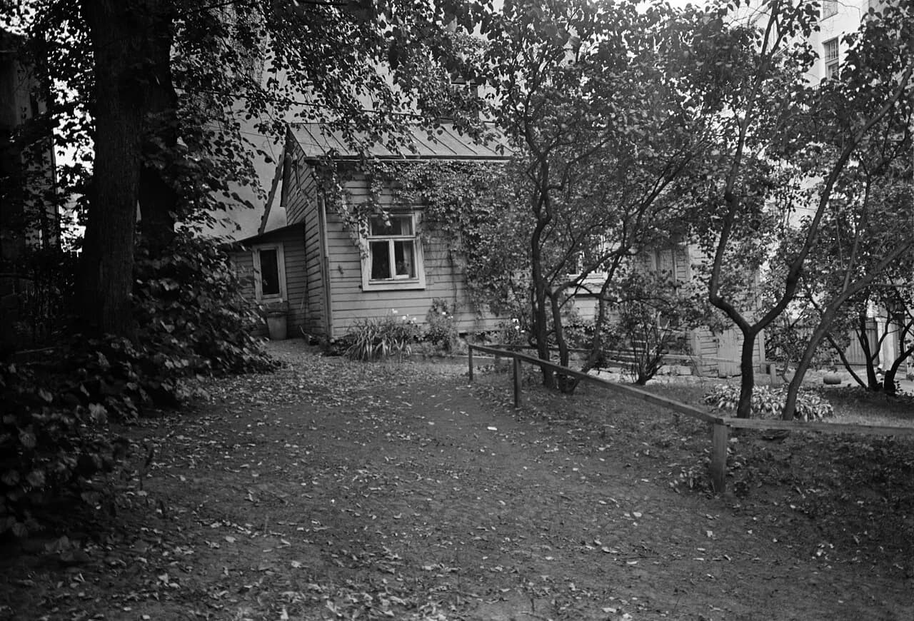 Off the Beaten Path in Helsinki: Hidden Neighborhoods, Saunas, and Secret Islands