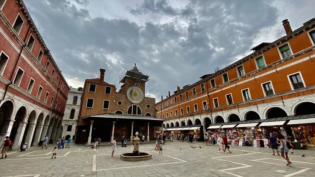 10 Best Ways to Explore Venice Off the Beaten Path (2026)