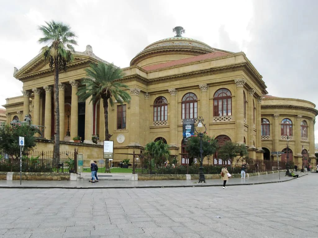 Teatro Massimo Visitor Guide: Tours, Tickets and Opera