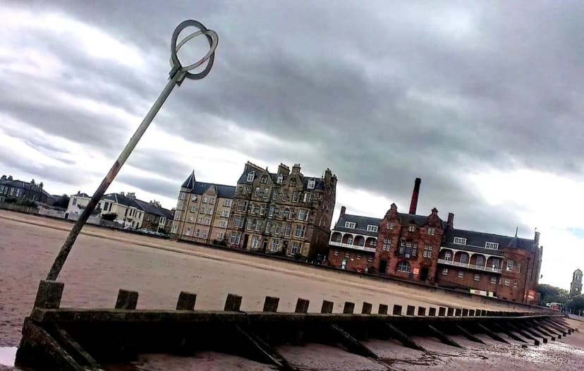 Portobello Edinburgh: A Seaside Guide for 2026
