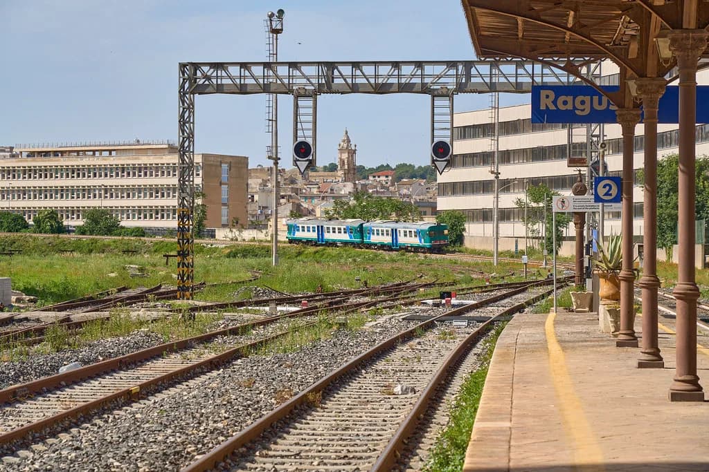 Getting Around Ragusa: Transport & Arrival Tips