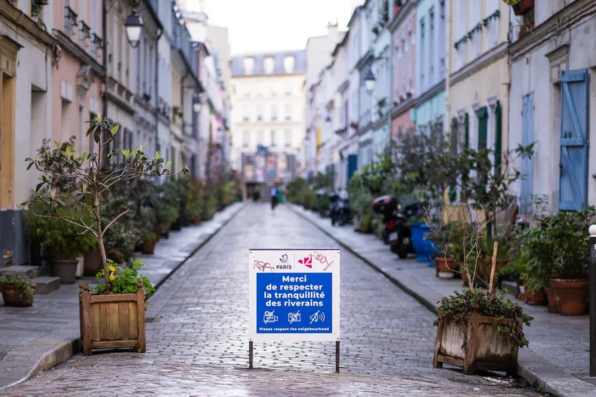 Rue Cremieux Paris Travel Guide