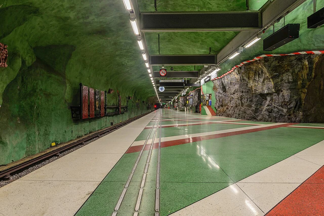 Stockholm Subway Art: Tunnelbana Guide & Best Stations