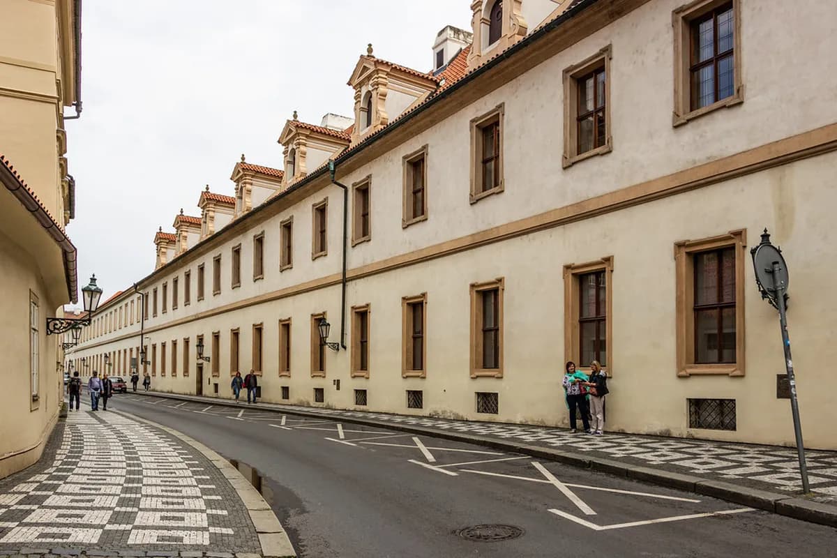 Wallenstein Garden Visitor Guide: 7 Essential Tips for Your Visit