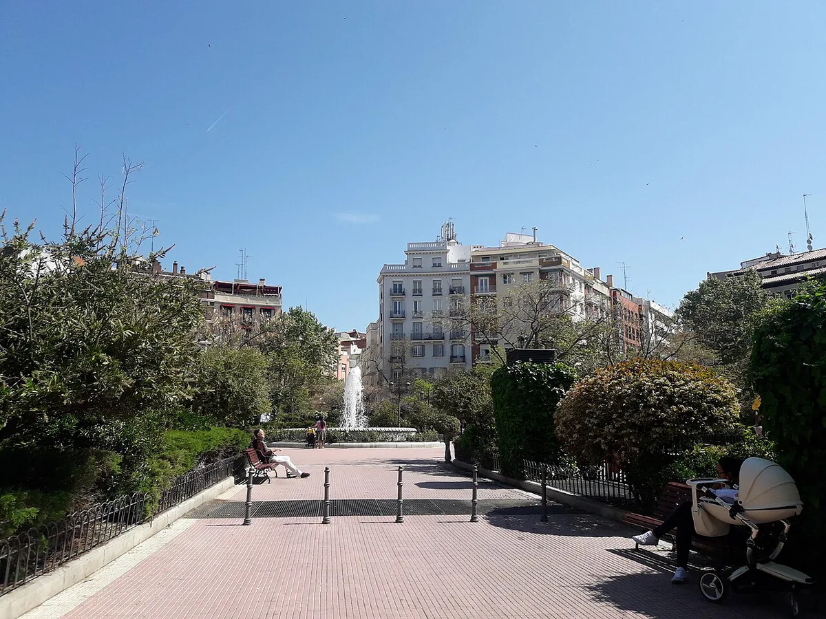 Plaza de Santa Ana Madrid, Madrid, Spain — 1