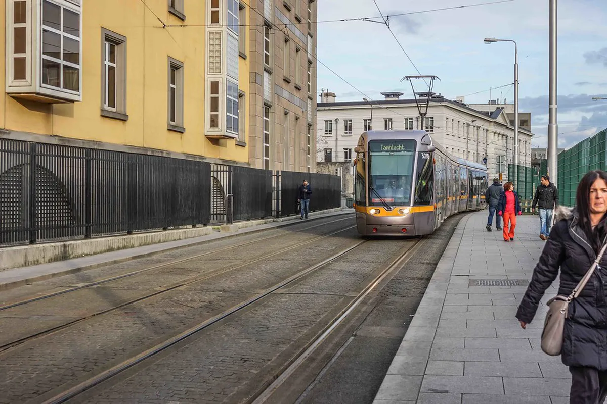 Getting There: Trains, Buses, and Rental Cars in Dublin