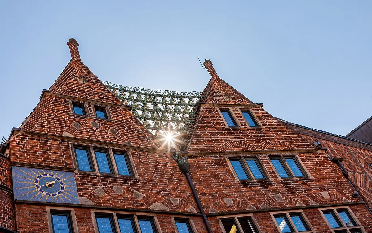 Bremen Böttcherstraße Glockenspiel -- 2021 -- 6438 — 2