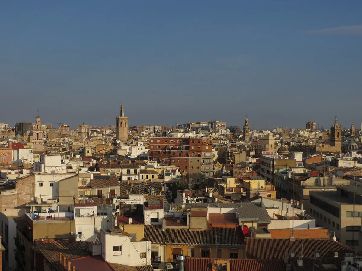 How to Visit the City of Arts and Sciences Without Crowds in Valencia