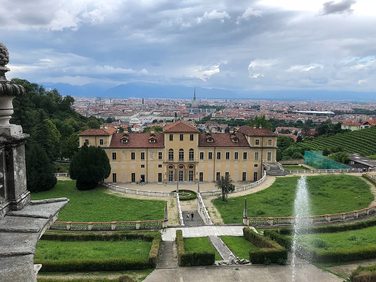 The neoclassical Chiesa della Gran Madre di Dio beside the Po river in Turin — 2