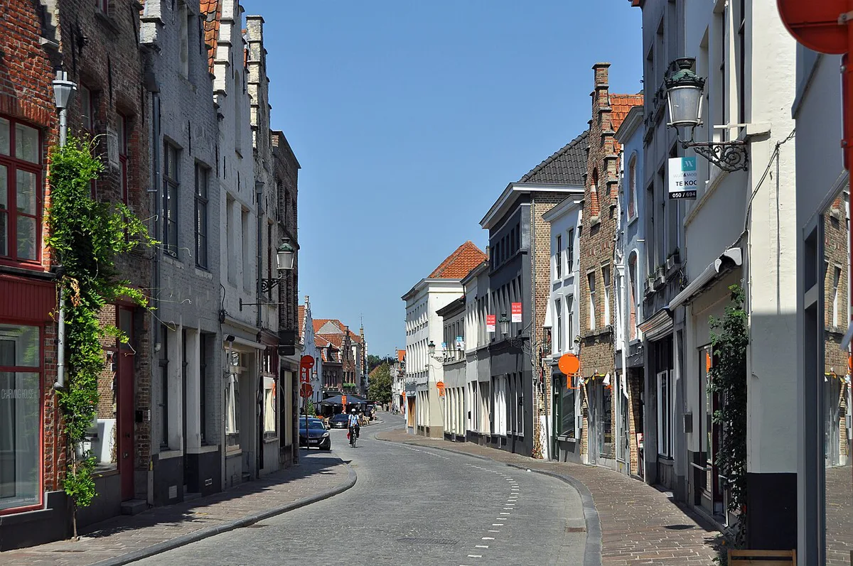Brugge Langestraat R08 — 1