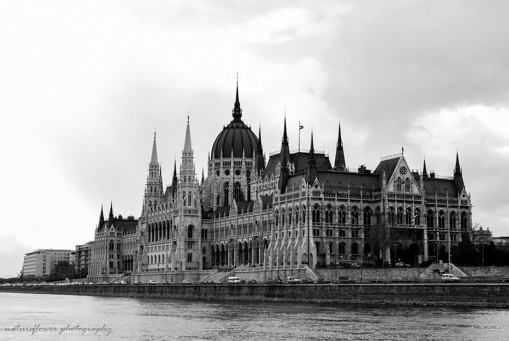 District Cheat Sheet: Finding Your Neighborhood — Budapest, Hungary