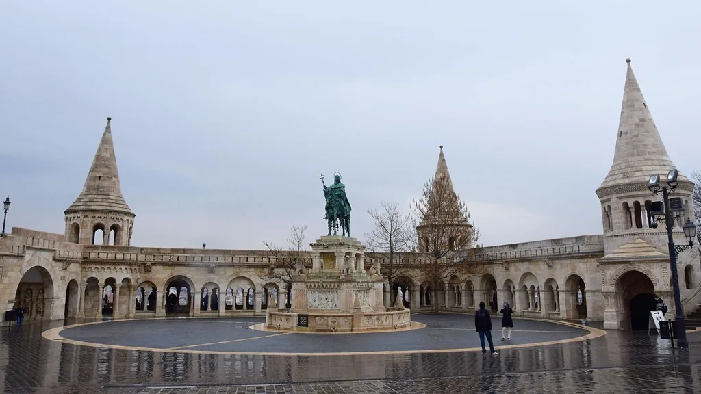 Practical Tips for Exploring Budapest Street Art — Budapest, Hungary