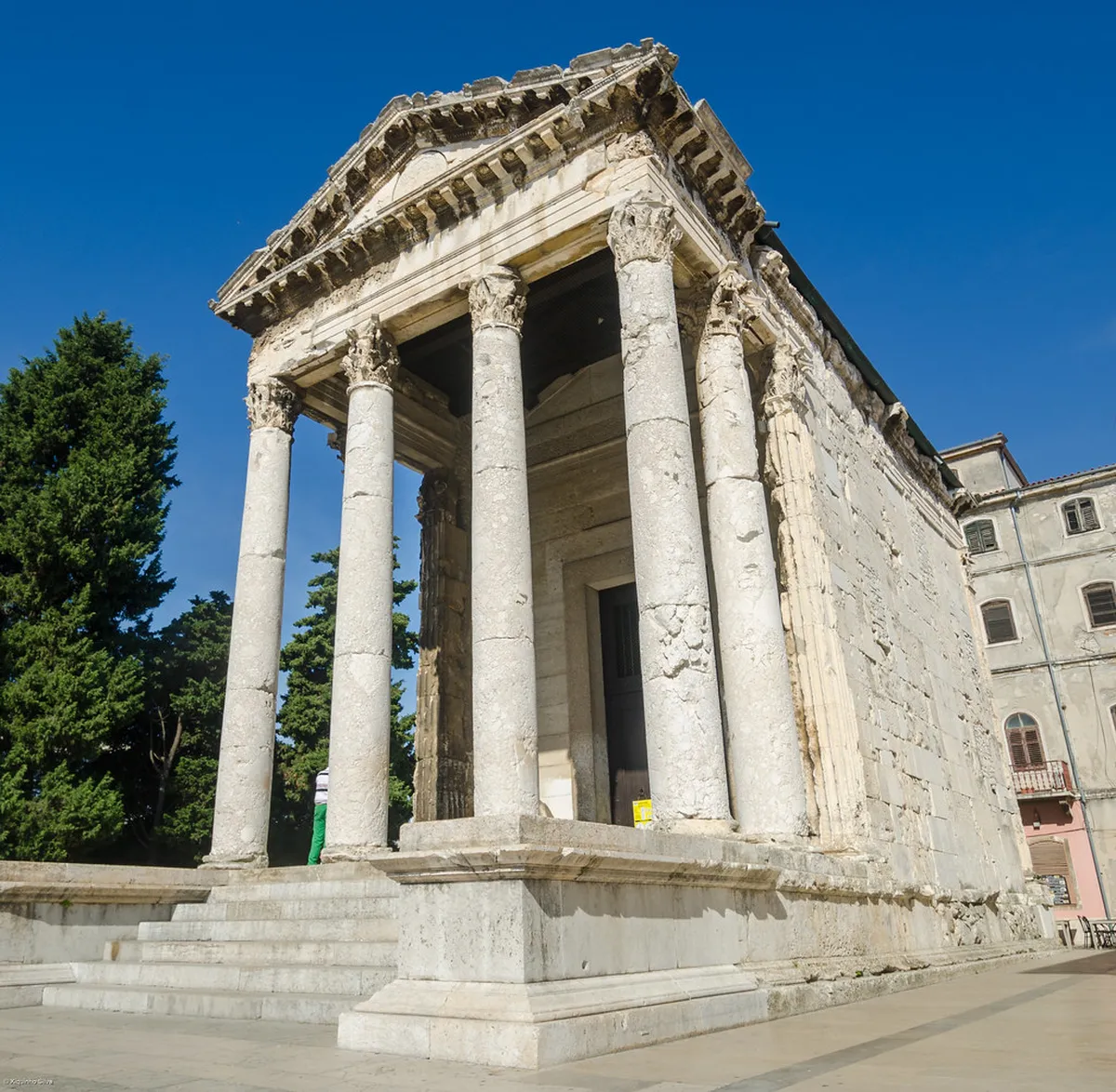 Free Cultural Experiences in Dubrovnik — a scene in Dubrovnik