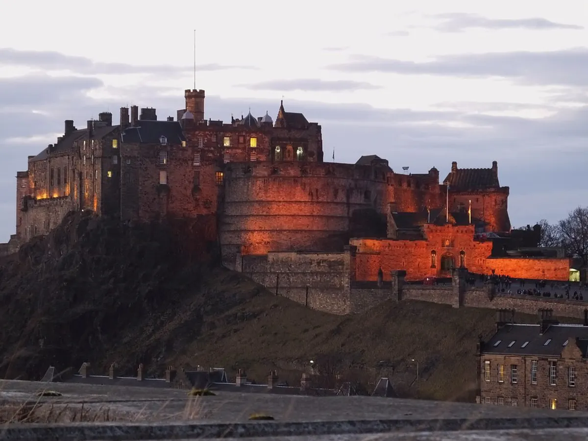 Getting Around Edinburgh's Free Sights — a scene in Edinburgh
