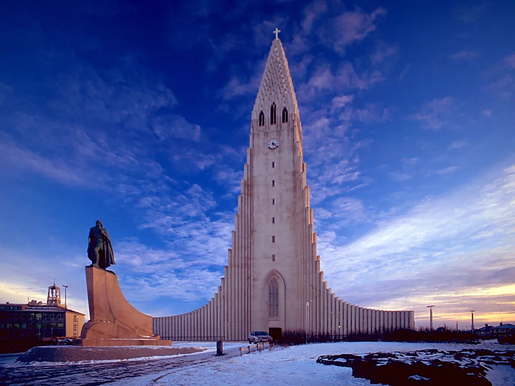 Hallgrímskirkja — 1