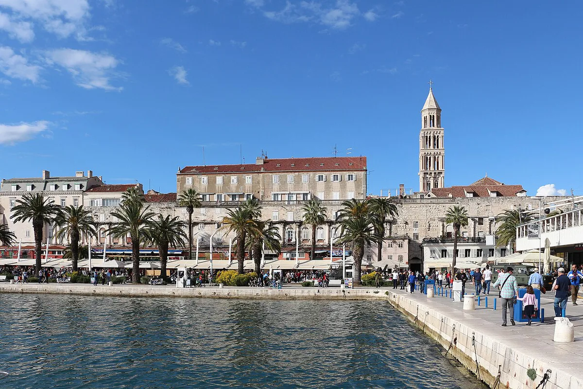 Narrow stone lane climbing through the old Veli Varoš quarter below Marjan hill in Split — 2