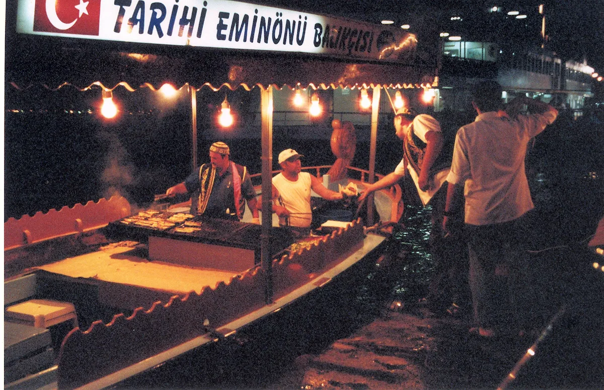 A spread of Turkish meze dishes and rakı on a table in an Istanbul meyhane — 2