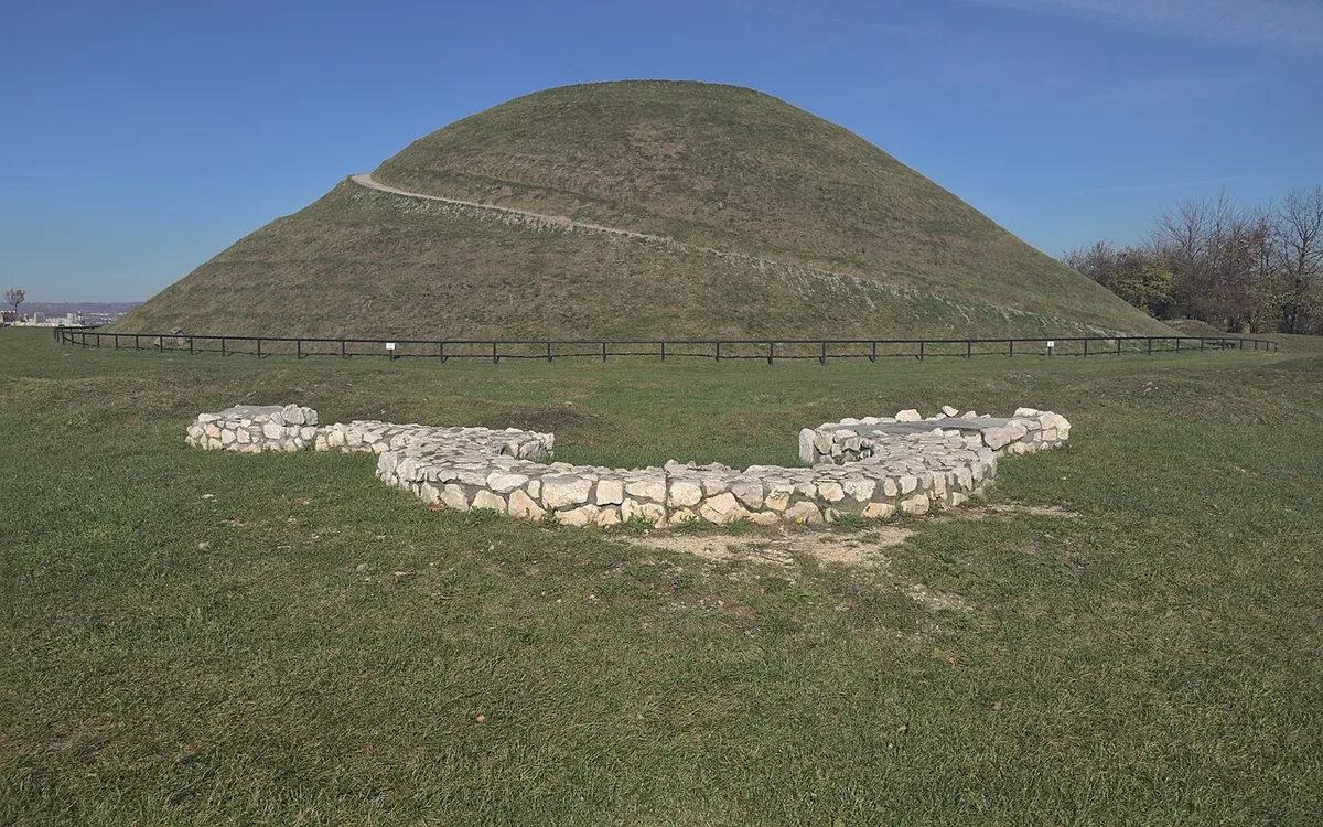 The grassy prehistoric Krakus Mound rising above Podgórze in Kraków — 1