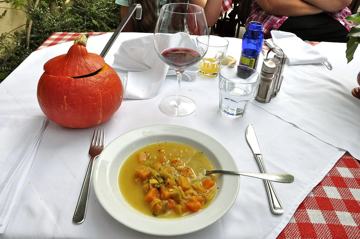 Radovljica Gostilna Lectar Kuerbissuppe 16082012 011 — 2