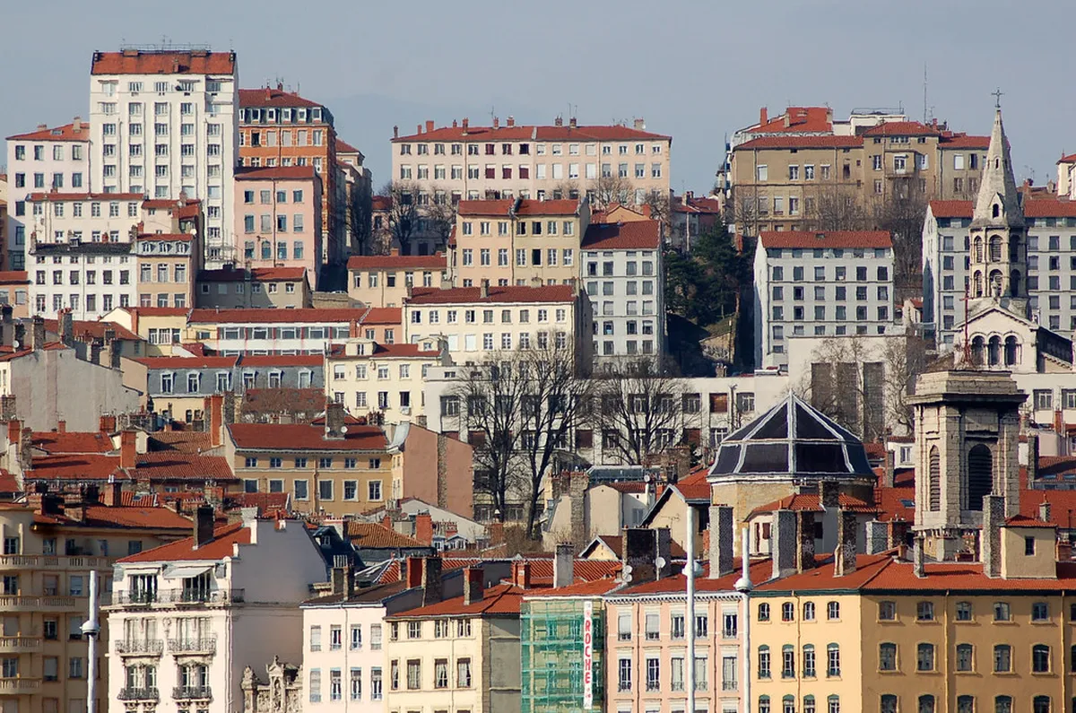 The Canuts: Lyon's Silk-Weaving History Behind the Fresco