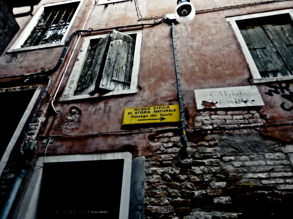 San Polo Finding Solitude Near the Rialto in Venice
