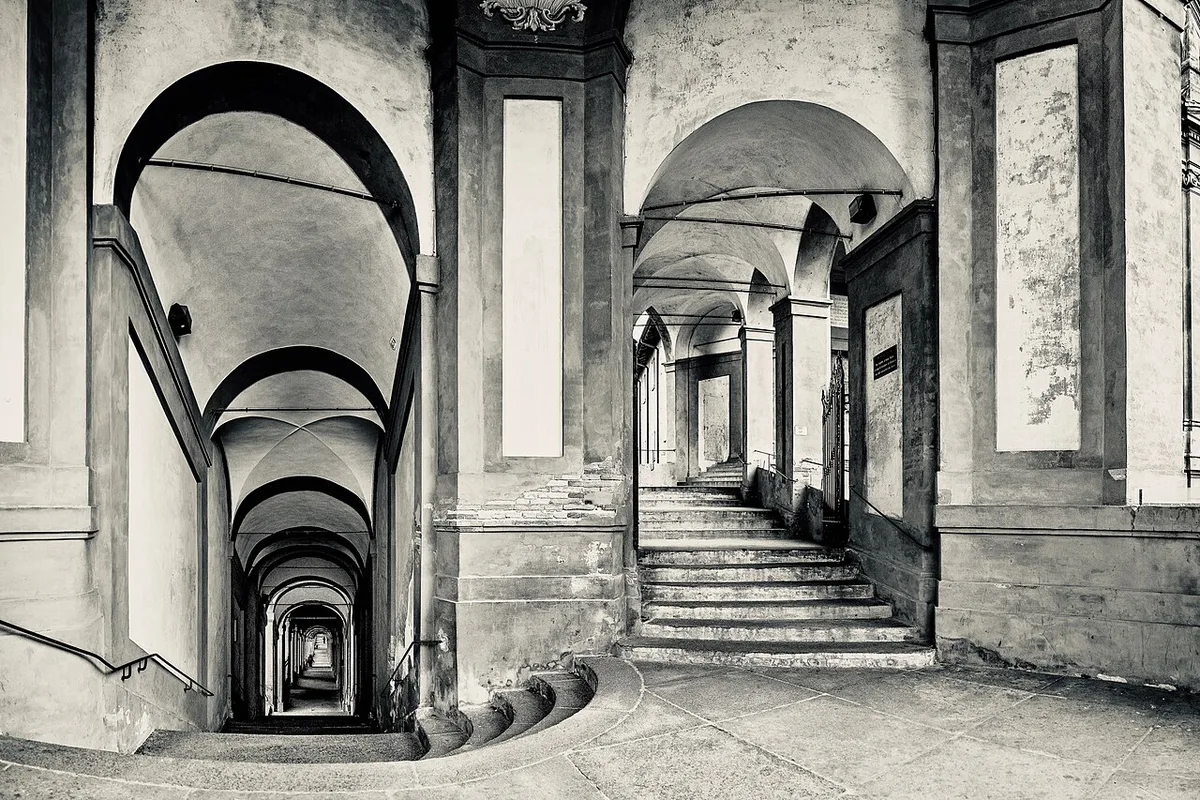 Panoramic view over Bologna's rooftops from the hilltop Sanctuary of the Madonna di San Luca — 1