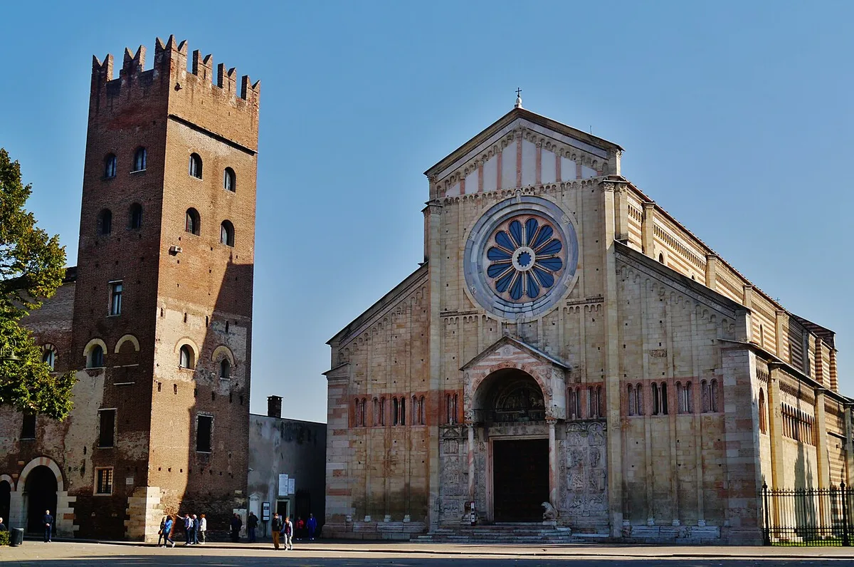 The Romanesque facade and rose window of the Basilica di San Zeno Maggiore in Verona — 2