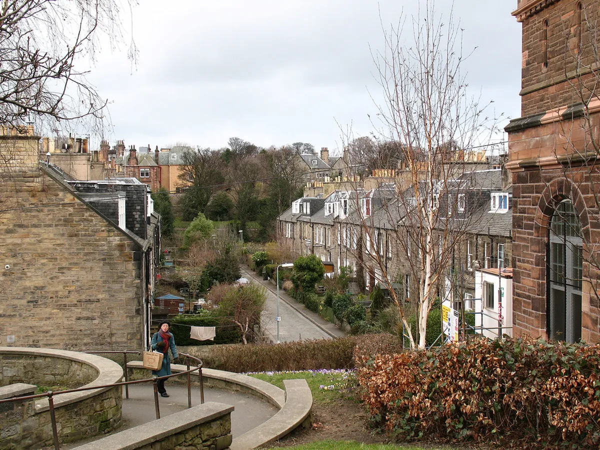 Circus Lane, the Colonies, and Best Streets in Edinburgh