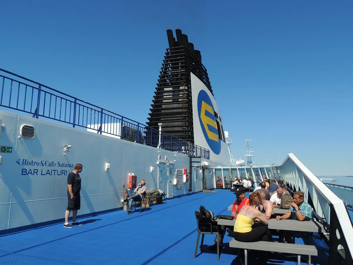 Practical Logistics: Hours, Cost, and Getting There in Tallinn