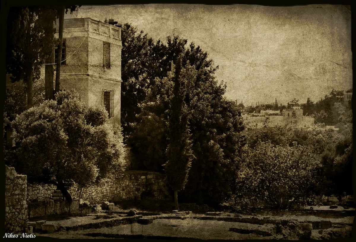 Find Hidden Anafiotika Neighborhood in Athens, Greece