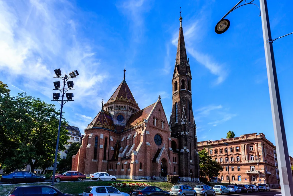 Where to Stay In and Near Ujlipotvaros — Budapest, Hungary
