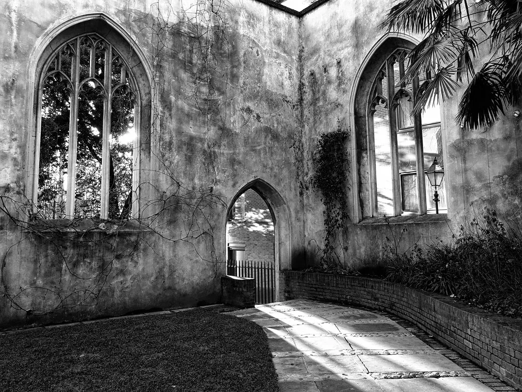 1 St Dunstan in the East The Gothic Ruin Garden in London
