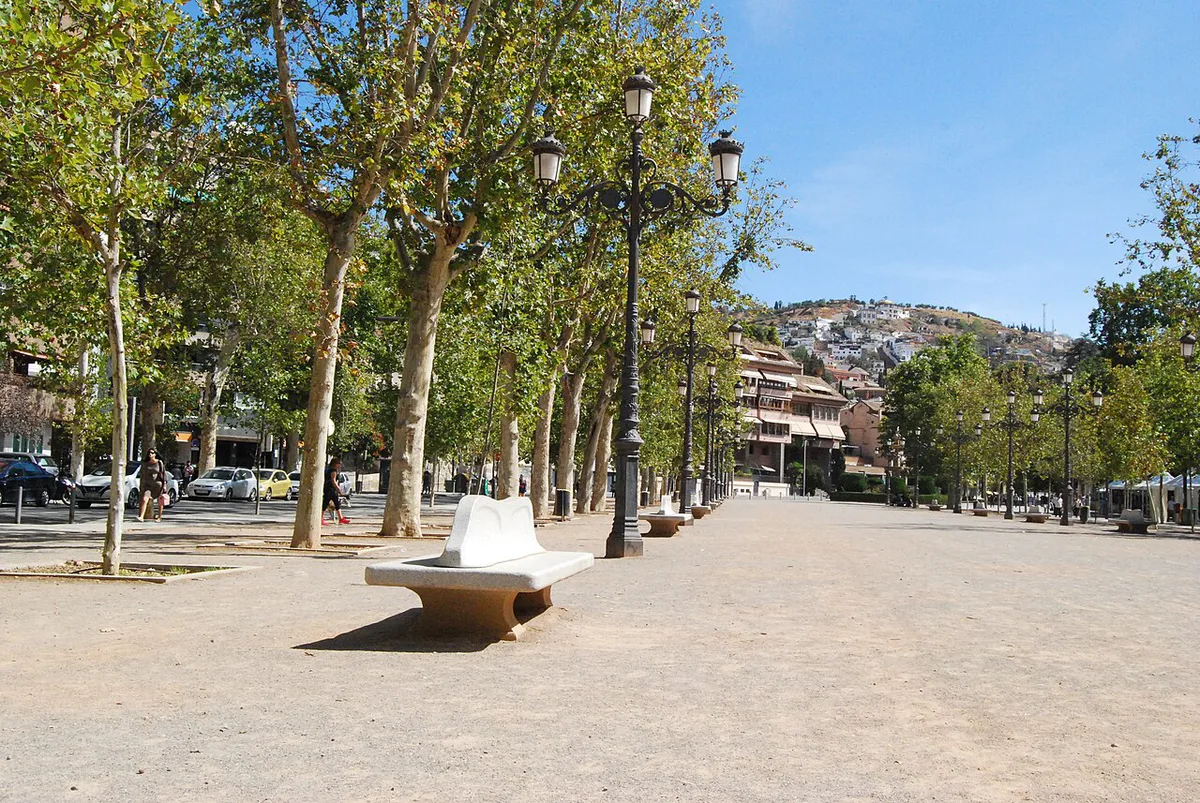 DSC 0030 Paseo del Salón — 2
